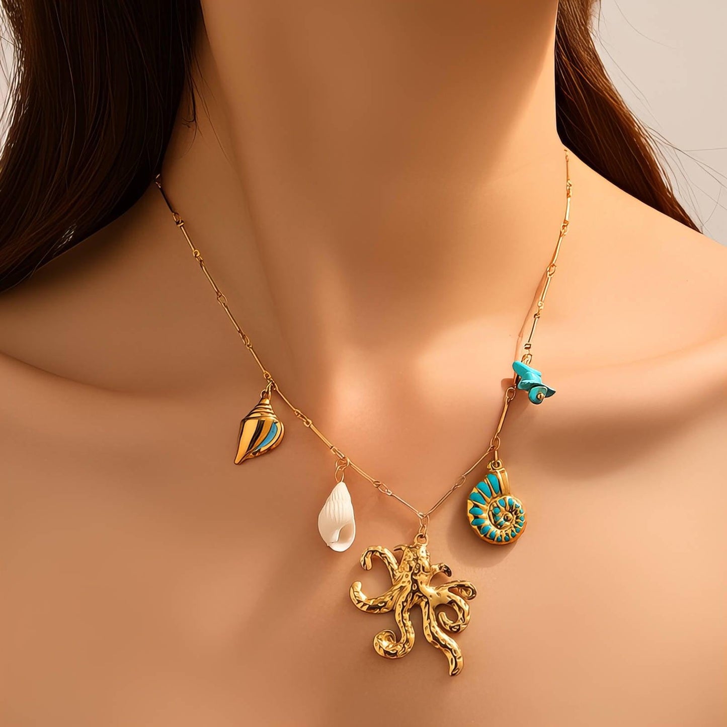 Octopus Sea Treasure Necklace – 18K Vergoldung